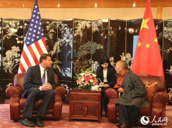 中国人大西藏代表团会见美联邦众议员