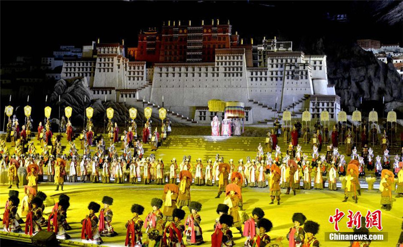 4月20日，西藏大型实景剧《文成公主》拉开2015年首演的帷幕。