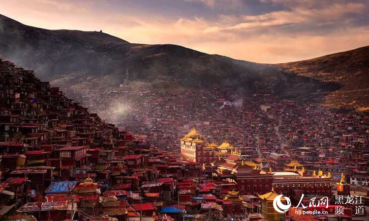韩永灿“西藏行摄影展”作品。