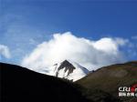 西藏三大大陆型冰川之一：卡若拉冰川