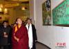 图为班禅在拉萨参观西藏牦牛博物馆。 中新社记者 李林 摄
