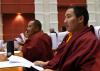  1月30日，琼布活佛在政协第十届西藏自治区委员会第四次会议上。