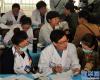 6月15日，北京安贞医院专家团医生在筛查先心病患者。