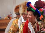 云南藏族村落为天津夫妇办藏式婚礼