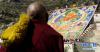 10月13日，西藏拉萨哲蚌寺举行展佛仪式，庆祝建寺600周年。