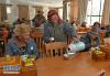2月4日，五保老人在西藏山南乃东区五保集中供养服务中心食堂吃午饭。