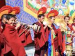 四川阿坝县迎“莫郎节” 展现多彩藏文化