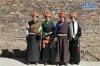 这是在四川毛儿盖地区拍摄的四位藏族妇女（2月13日摄）。新华社记者江宏景摄