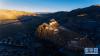 俯瞰清晨第一缕阳光中的江孜宗山抗英遗址。