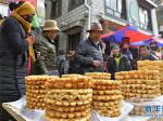 藏历新年：火热的年货市场