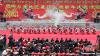 2月27日正值藏历新年大年初一，四川省阿坝州马尔康地区的藏族民众身着节日盛装欢聚在阿坝州民族文化宫广场，载歌载舞欢庆藏历新年。 钟欣 摄