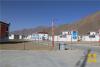 图为：三有村藏民新居。（西藏在线 王硕摄）