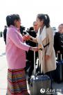 西藏出席全国两会代表委员抵京。记者 琼达卓嘎 摄