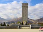 西藏武警交通部队清明祭扫拉萨烈士陵园