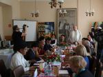 中国藏文化交流团访问乌克兰科学院哲学所