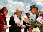 西藏：义务巡诊暖人心