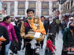 西藏“萨嘎达瓦”宗教活动达高潮