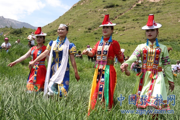 肃南县马蹄藏族乡第十届文化旅游艺术节暨农牧