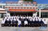 8月3日，拉萨市人民医院第二批和第三批“组团式”援藏医生合影。新华社记者 晋美多吉 摄