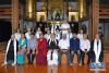 8月23日，中国藏文化交流团参观日本东京长泰禅寺，与日中禅文化交流协会大谷哲夫会长和曾访藏信众合影。