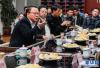4月11日，西藏文化企业代表在唐卡传承人对话活动现场发言。新华社记者 刘东君 摄
