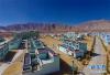 在西藏日喀则市利用高原装配式建筑技术试点建设的精准扶贫房（3月29日摄）。