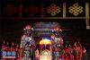 6月26日至27日，2018年全国基层院团戏曲会演参演剧目、由西藏自治区藏剧团编剧演出的改编传统藏戏《朗萨雯波》在北京中国评剧院上演。新华社记者 李京 摄