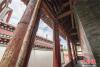 塔尔寺是中国藏传佛教格鲁派（黄教）六大寺院之一，也是青海省首屈一指的名胜古迹。2018年4月，塔尔寺入围“神奇西北100景”。 中新网记者 富宇 摄