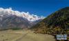 这是在西藏林芝市米林县境内拍摄的南迦巴瓦峰（10月30日无人机拍摄）。 新华社记者 刘东君 摄