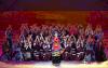 3月28日，歌唱家才旦卓玛在晚会上演唱歌曲《翻身农奴把歌唱》。 新华社记者 李鑫 摄