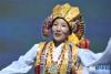 5月18日，西藏南木林群众表演独具特色的藏戏。新华社 发（索朗罗布 摄）