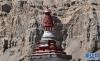 7月24日在西藏阿里地区札达县拍摄的土佛塔。新华社记者 觉果 摄