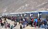12月23日，西藏那曲市双湖县牧民在迁徙途中。新华社记者 觉果 摄