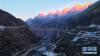 这是1月19日拍摄的香丽高速公路虎跳峡金沙江特大桥（无人机照片）。新华社记者吴寒摄