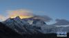 日出时分拍摄的珠峰（4月21日摄）。 新华社记者 旦增尼玛曲珠 摄