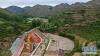 这是5月28日拍摄的甘南藏族自治州临潭县八角镇牙扎村花海景点（无人机照片）。 新华社记者 陈斌 摄