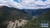 这是6月1日在318国道川藏线上拍摄的“天路十八弯”（无人机照片）。