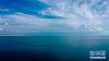 这是7月28日拍摄的青海湖沙岛一隅（无人机照片）。 新华社记者 吴刚摄