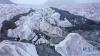 这是8月15日拍摄的岗加曲巴冰川（无人机照片）。
