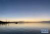 这是7月30日拍摄的青海湖景色。新华社记者 李琳海 摄