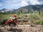 西藏：山沟里的赛马