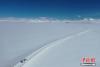 1月25日拍摄的纳木错雪景。雪后的西藏纳木错银装素裹，美景如画。（无人机照片） 中新记者 贡嘎来松 摄 