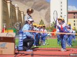 西藏拉萨开展网球进校园活动