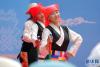 6月11日，西藏山南市贡嘎县吉琼村文艺演出队在表演舞蹈《羊卓阿谐》。新华网 旦增努布摄