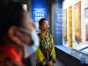 7月8日，讲解员在西藏博物馆新馆为观众讲解。新华社记者 晋美多吉 摄
