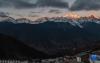 1月11日拍摄的梅里雪山“日照金山”美景（无人机照片）。新华社记者 王冠森 摄