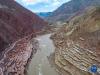 这是在西藏昌都市芒康县纳西民族乡拍摄的古盐田（10月20日摄，无人机照片）。