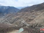 川藏公路的著名险途——“怒江72道拐”