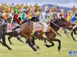 藏北高原上的传统大跑赛马
