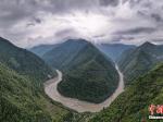 壮美山河 看航拍下的西藏墨脱雅鲁藏布江大拐弯